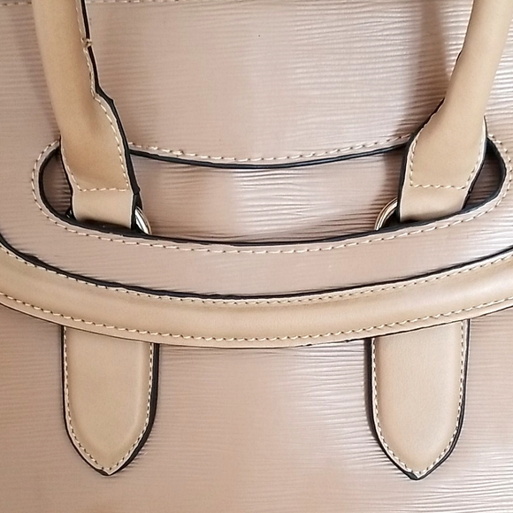 Tan Faux Leather Extra Large Shoulder Tote Bag With Removable Strap - Picture 3 of 16